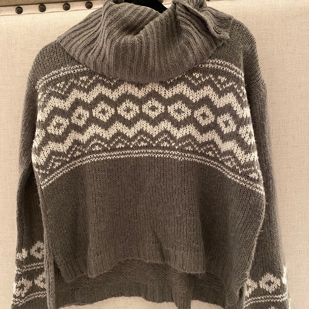 turtle neck Sweater